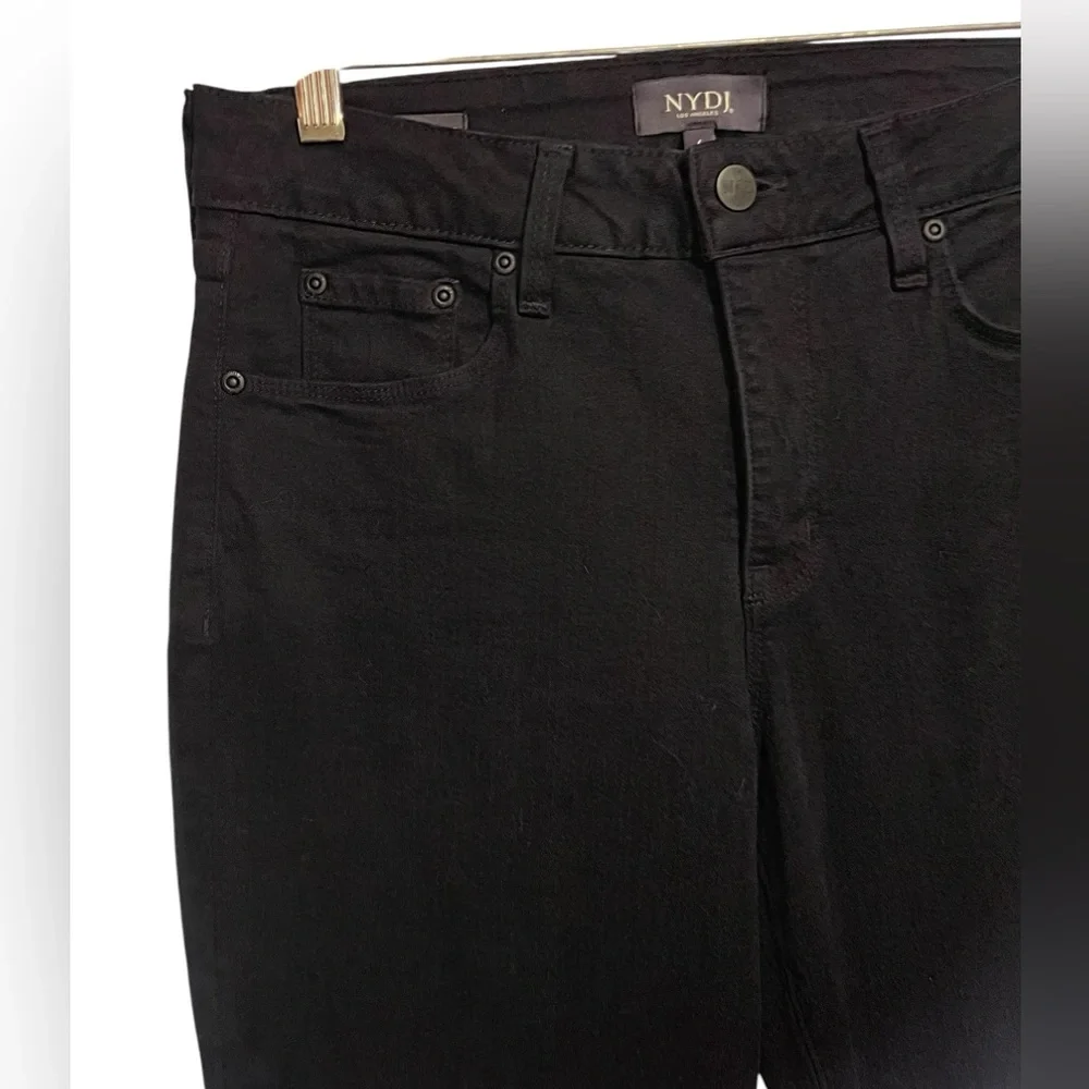 NYDJ jeans size 6 Marilyn Straight Black Bling Pockets PERFECT 🖤🖤🖤‎